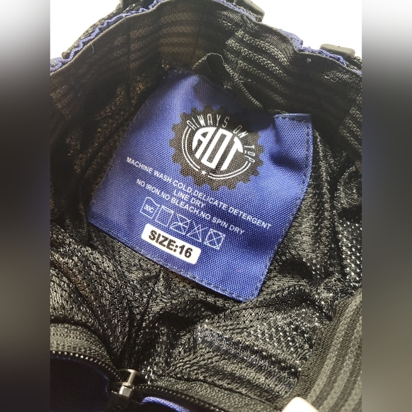 AOT Racing Pants - Picture 3 of 5